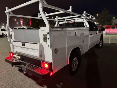 New 2026 GMC Sierra 2500 Pro w/ Convenience Package image 3