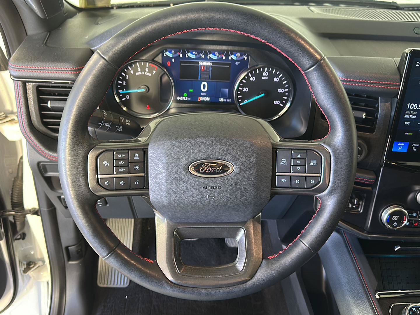 Used 2023 Ford Expedition Limited AWD/4WD image 11