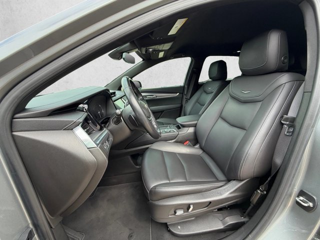 Used 2023 Cadillac XT5 Luxury FWD image 15