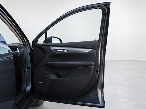 Used 2019 Cadillac XT5 Premium Luxury FWD image 21