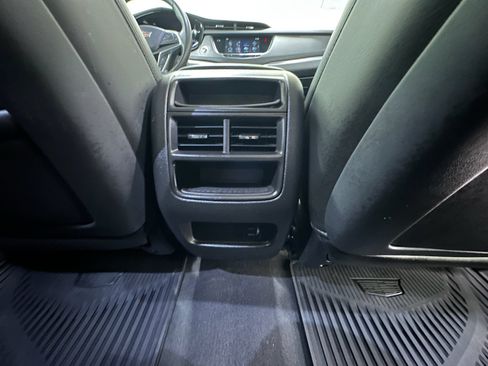 Used 2017 Cadillac XT5 Luxury AWD/4WD image 21