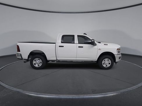 New 2026 RAM 2500 Tradesman AWD/4WD image 17
