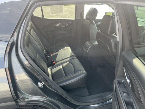 Used 2019 GMC Terrain SLT w/ Preferred Package AWD/4WD image 14