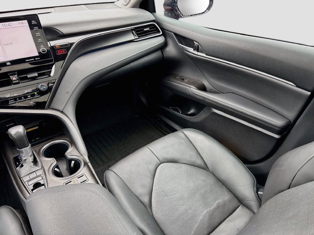 Used 2024 Toyota Camry XSE w/ Driver Assist Package FWD image 29