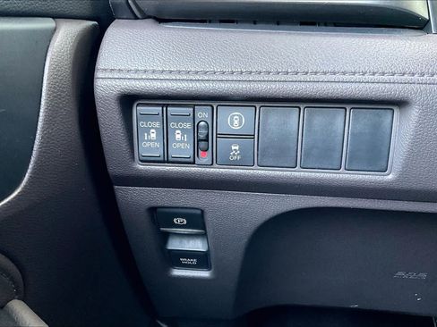Used 2022 Honda Odyssey EX image 33