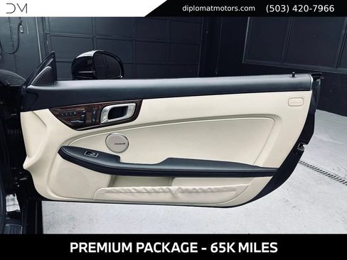 Used 2014 Mercedes-Benz SLK 250 image 21