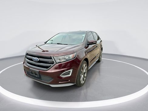 Used 2018 Ford Edge Sport w/ Cold Weather Package image 4