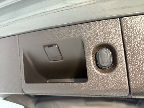 Used 2018 GMC Yukon XL Denali w/ Denali Ultimate Package image 37