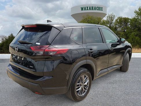 Used 2026 Nissan Rogue SV AWD/4WD image 5