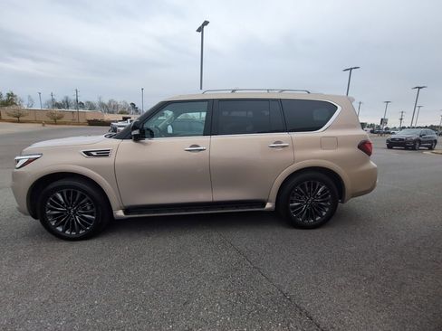 Used 2022 INFINITI QX80 Premium Select w/ Cargo Package image 7
