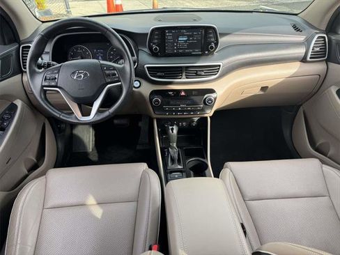 Certified 2021 Hyundai Tucson Limited image 12