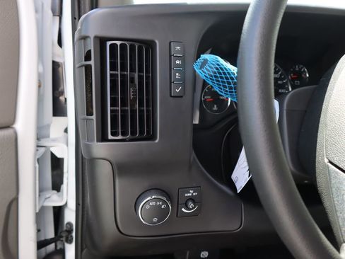 New 2025 GMC Savana 2500 w/ Driver Convenience Package RWD image 10