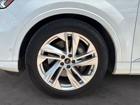 Used 2023 Audi Q7 3.0T Prestige AWD/4WD image 34