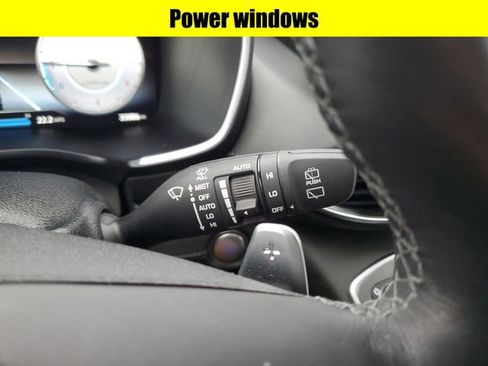 Used 2023 Hyundai Santa Fe Limited image 13