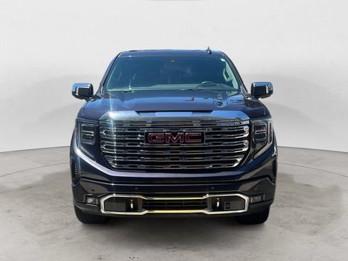 Used 2024 GMC Sierra 1500 Denali w/ Denali Reserve Package AWD/4WD image 2