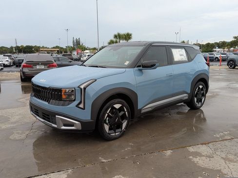 New 2027 Kia Seltos S FWD image 6