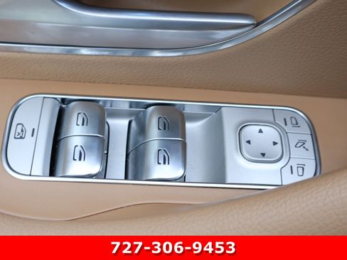 Certified 2025 Mercedes-Benz GLS 580 4MATIC image 17