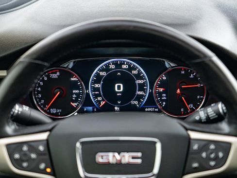 Used 2020 GMC Acadia Denali w/ Trailering Package AWD/4WD image 19