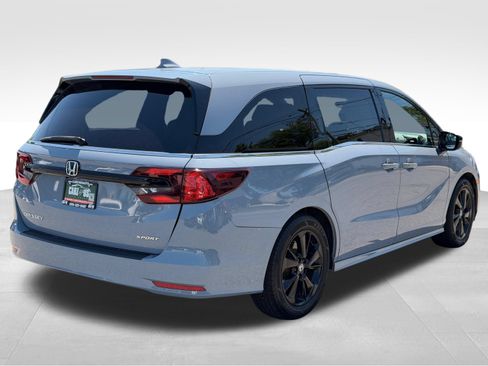 Used 2023 Honda Odyssey Sport image 6