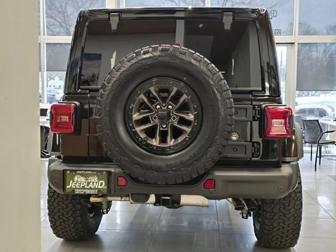 New 2025 Jeep Wrangler Unlimited Rubicon 392 image 31