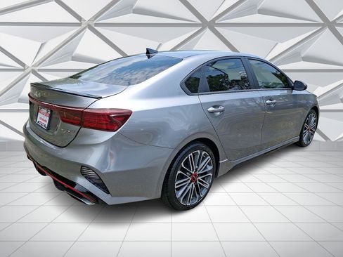 Used 2023 Kia Forte GT FWD image 11