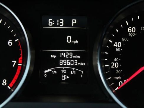 Used 2016 Volkswagen Jetta Sport FWD image 17