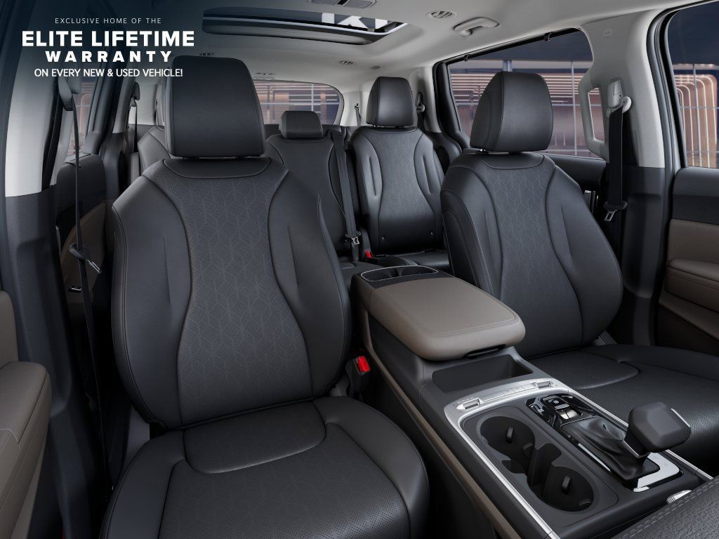 New 2027 Kia Carnival SX FWD image 16