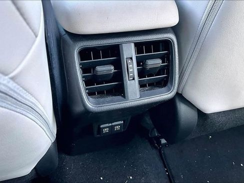 Used 2020 Lexus UX 200 w/ Premium Package image 33