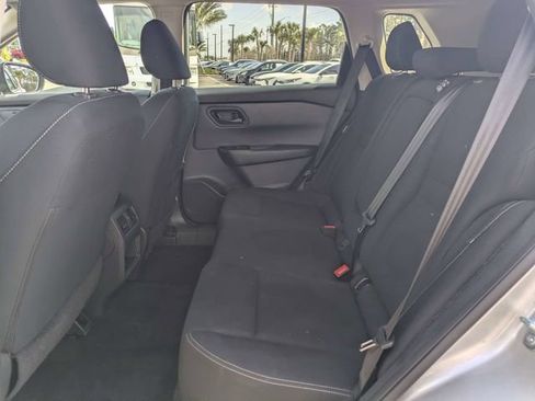 Used 2024 Nissan Rogue S image 13