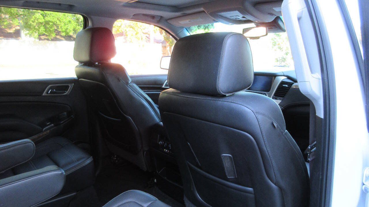 Used 2016 GMC Yukon XL Denali w/ Open Road Package RWD image 24