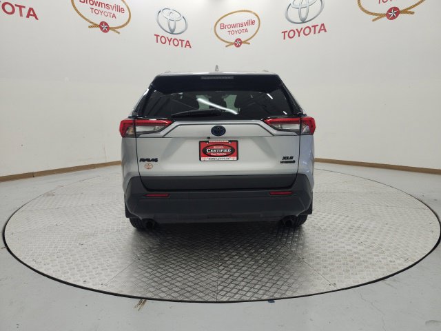 Used 2024 Toyota RAV4 XLE AWD/4WD image 7