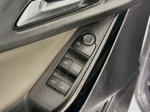 Used 2025 Chevrolet Equinox LT w/ Convenience Package II FWD image 22