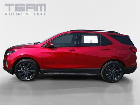 Used 2022 Chevrolet Equinox RS w/ RS Leather Package image 4