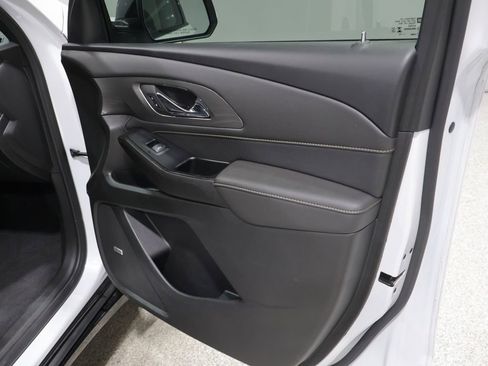 Used 2023 Chevrolet Traverse Premier w/ Redline Edition image 29