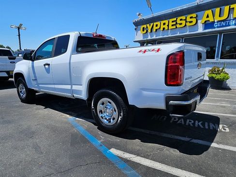 Used 2017 Chevrolet Colorado W/T w/ WT Convenience Package AWD/4WD image 3