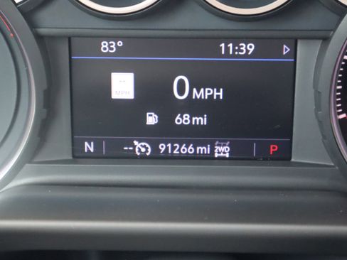 Used 2021 Chevrolet Tahoe RST w/ Luxury Package image 27