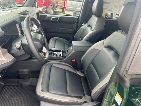 New 2025 Ford Bronco Outer Banks image 10