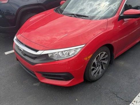 Used 2018 Honda Civic EX image 1