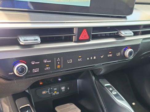New 2026 Kia Sorento S FWD image 25