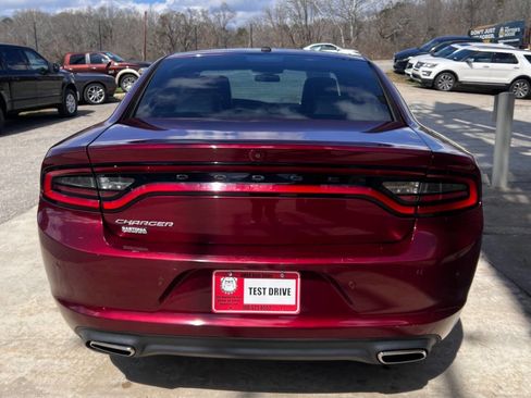 Used 2021 Dodge Charger SXT w/ Leather Interior Group image 5