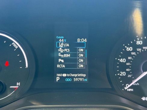 Used 2023 Toyota Sienna XSE image 24