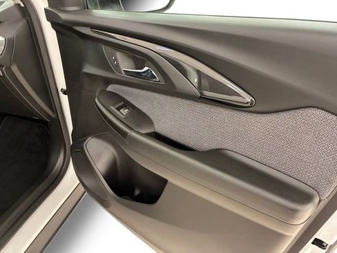 Certified 2023 Chevrolet TrailBlazer LT FWD image 15