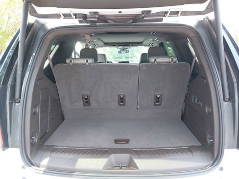 Used 2023 Chevrolet Tahoe LT w/ LT Signature Plus Package AWD/4WD image 13