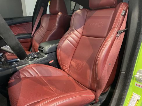 Used 2023 Dodge Charger SRT Hellcat w/ Harman/Kardon Audio Group image 18