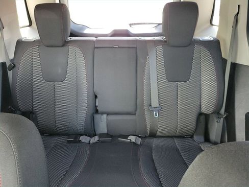 Used 2014 GMC Terrain SLE w/ Convenience Package AWD/4WD image 14