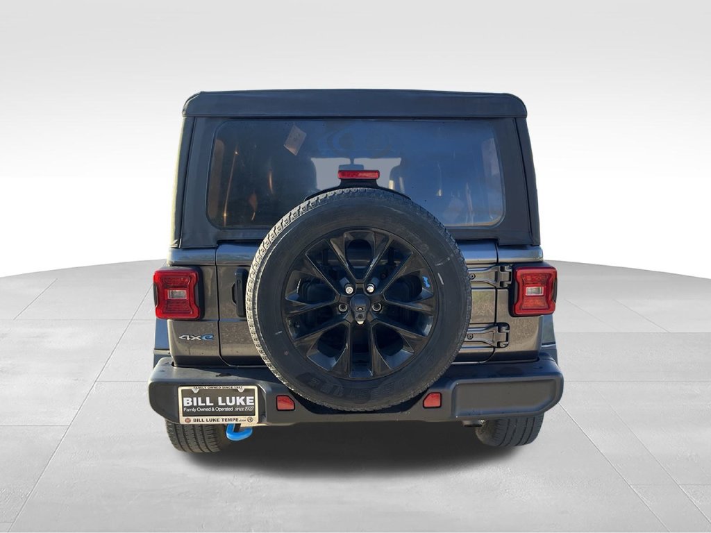 Used 2023 Jeep Wrangler Unlimited Sahara w/ Cold Weather Group AWD/4WD image 8