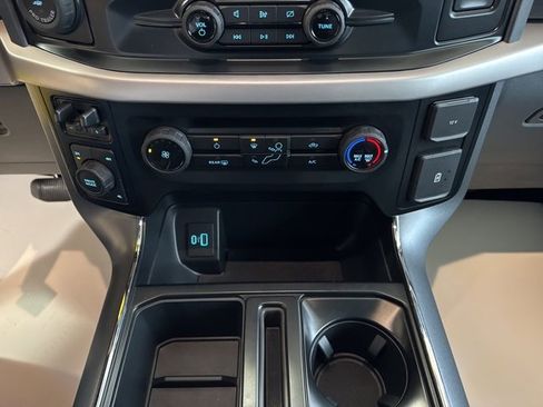 Used 2023 Ford F150 XLT w/ XTR Package image 19