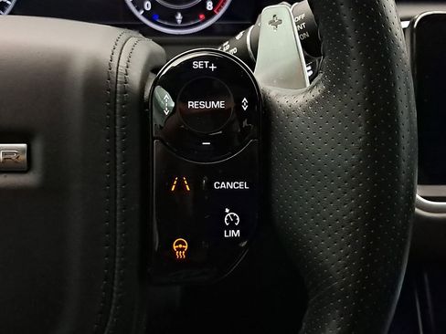 Used 2020 Land Rover Range Rover Velar SV Autobiography Dynamic image 14