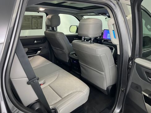 Used 2023 Toyota Sequoia Limited image 24