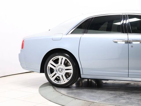 Used 2017 Rolls-Royce Ghost RWD image 84